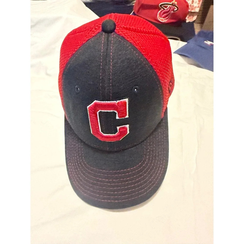 New Era 9FORTY Cleveland Indians Youth Hat Navy Blue Red Mesh‎ Adjustable Cap
